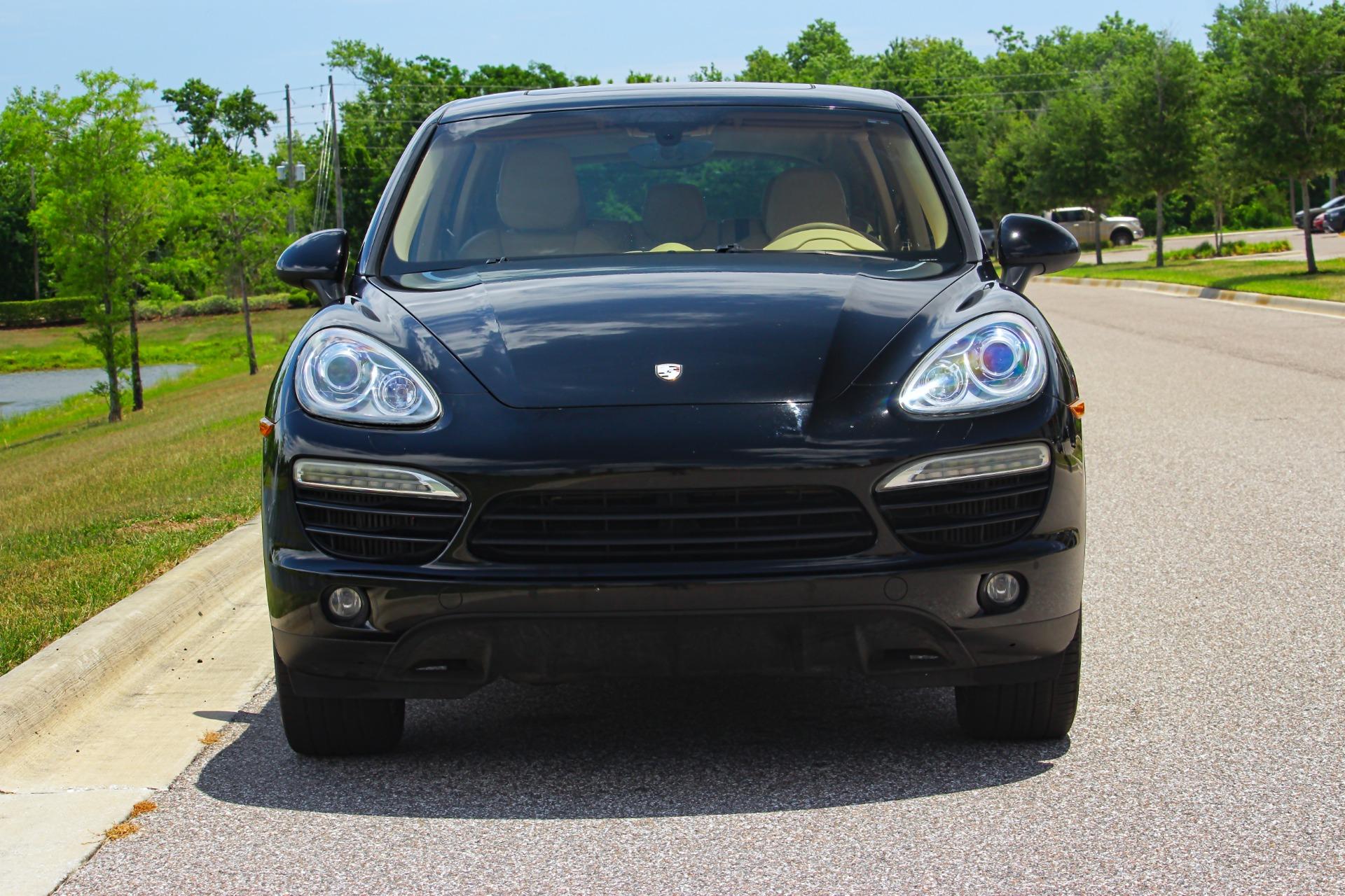 2014 Porsche Cayenne 8