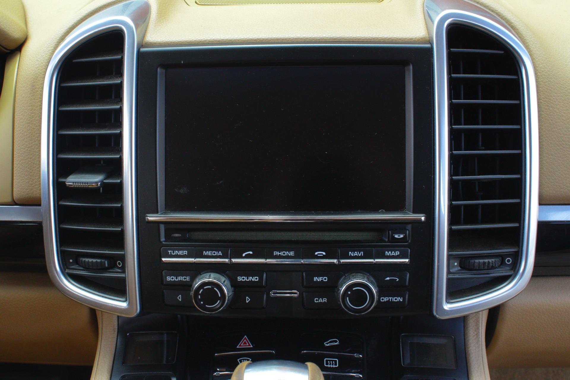 2014 Porsche Cayenne 79