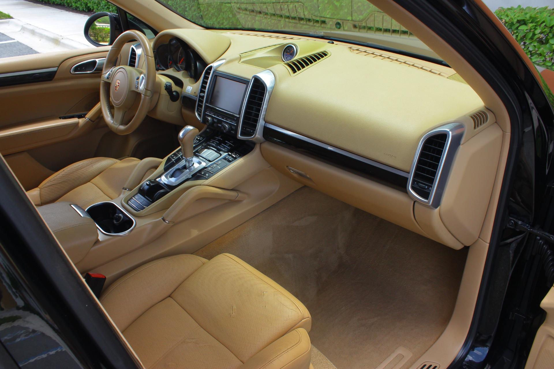 2014 Porsche Cayenne 69