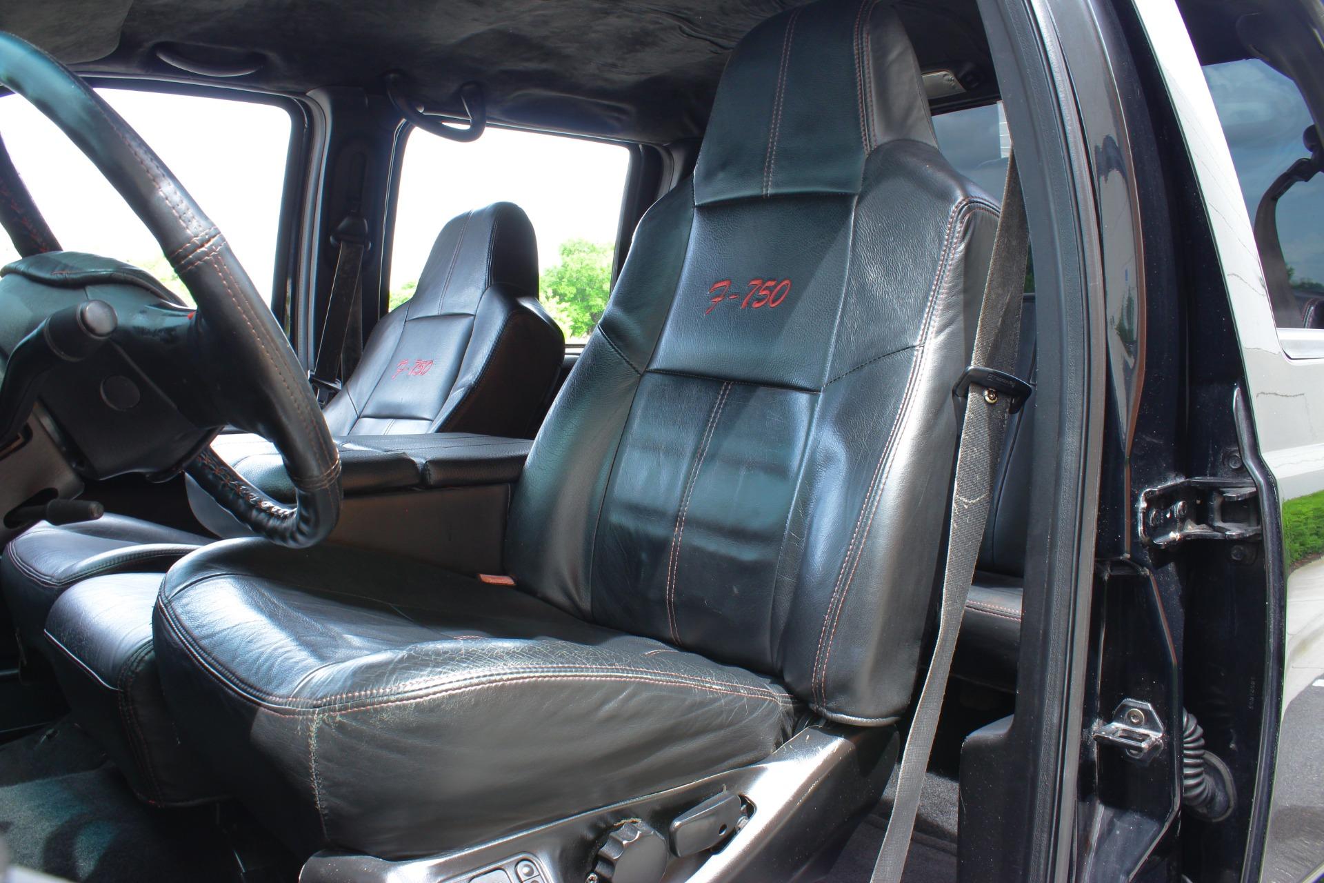 2012 Ford  F750 13