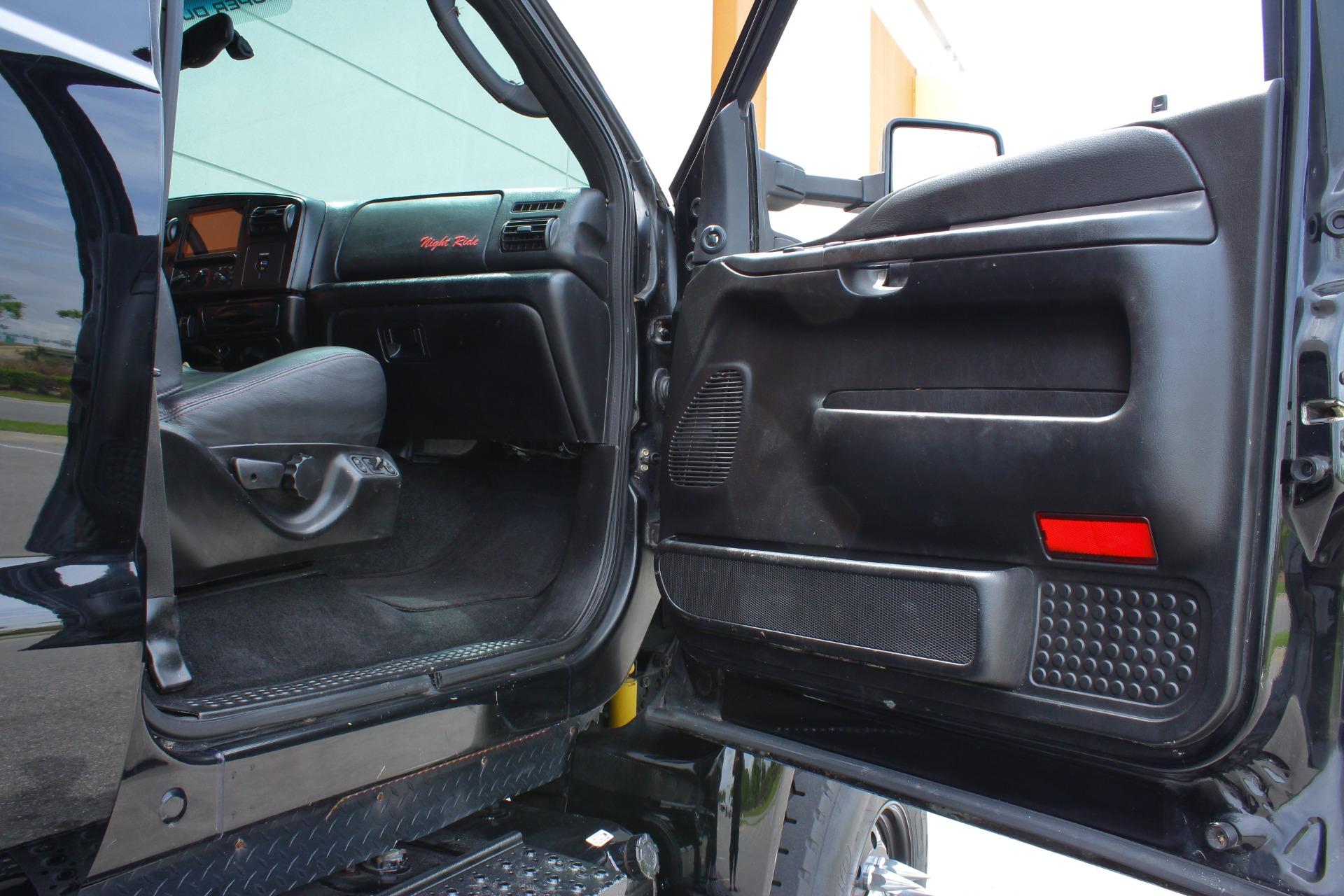 2012 Ford  F750 67