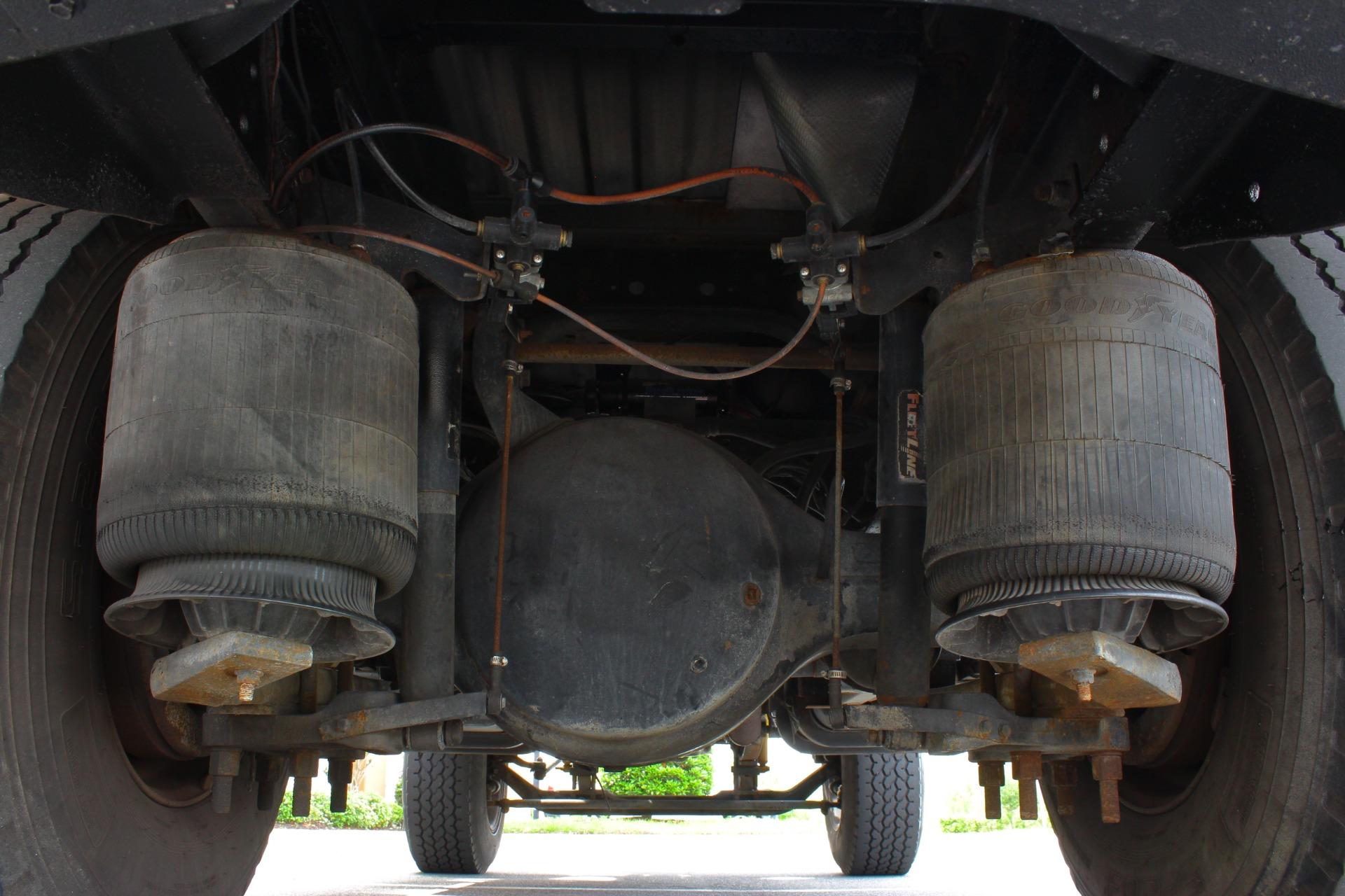2012 Ford  F750 104