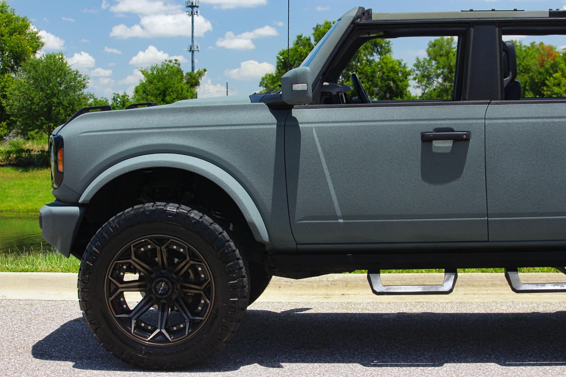 2022 Ford Bronco 26