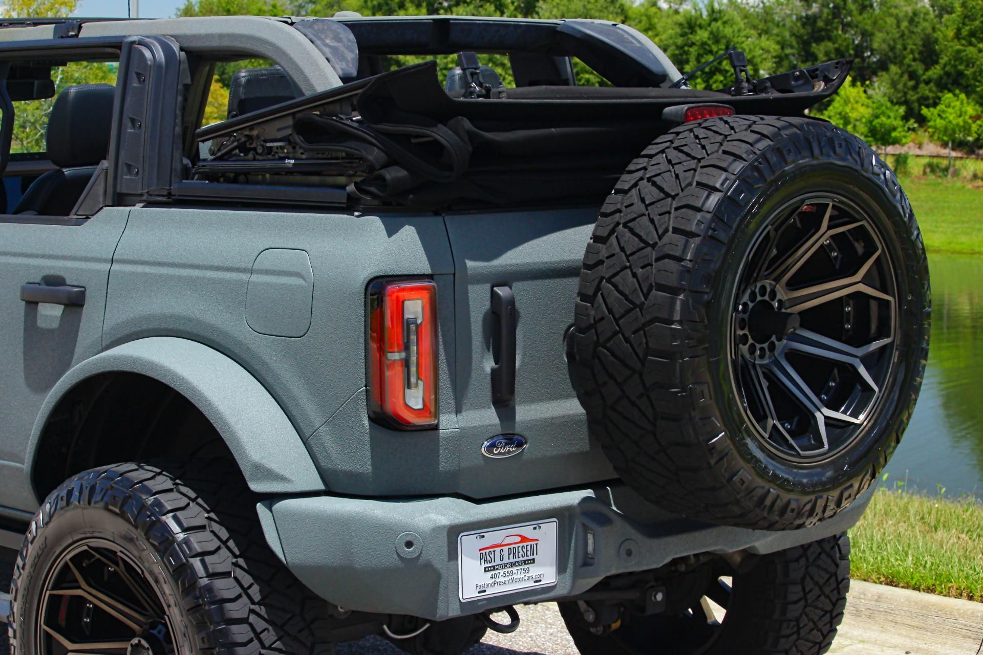 2022 Ford Bronco 23