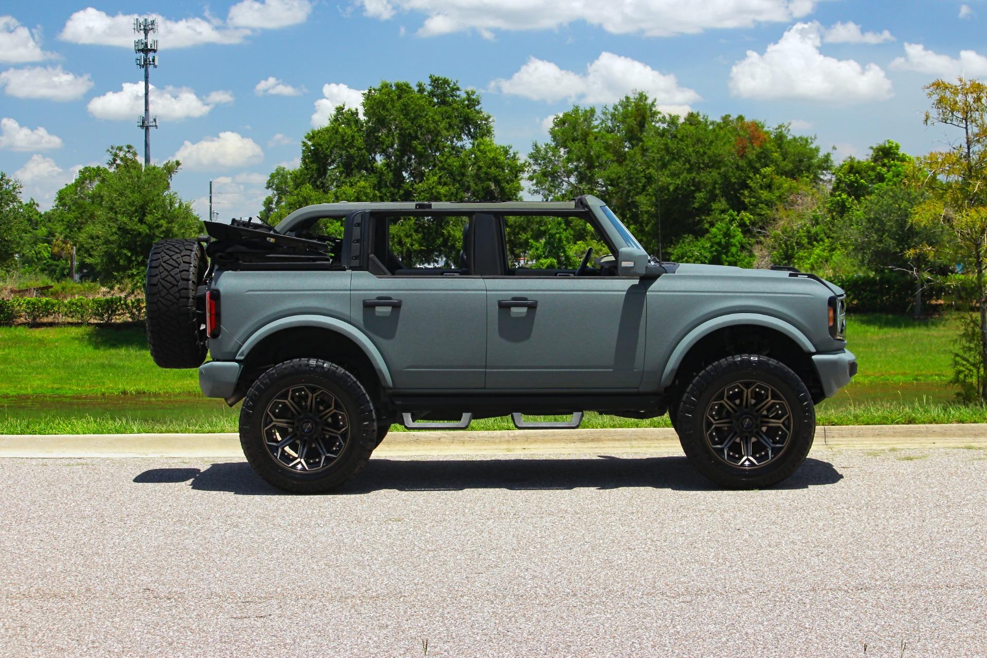 2022 Ford Bronco 6