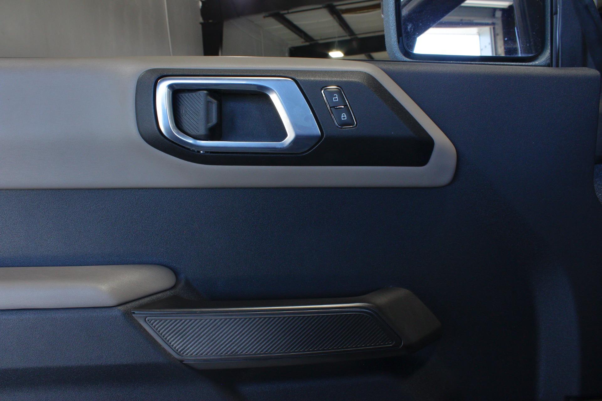 2022 Ford Bronco 46