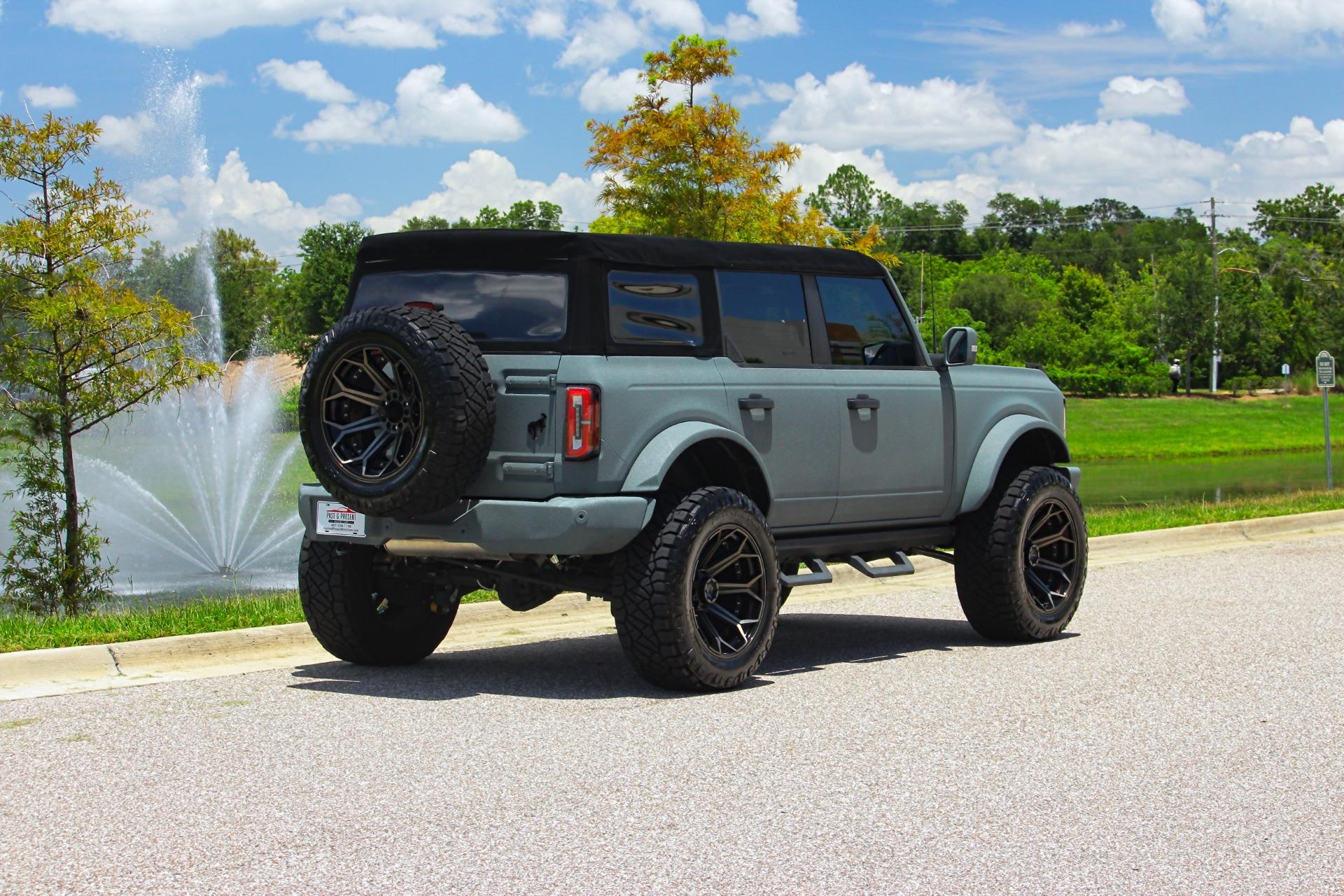 2022 Ford Bronco 105