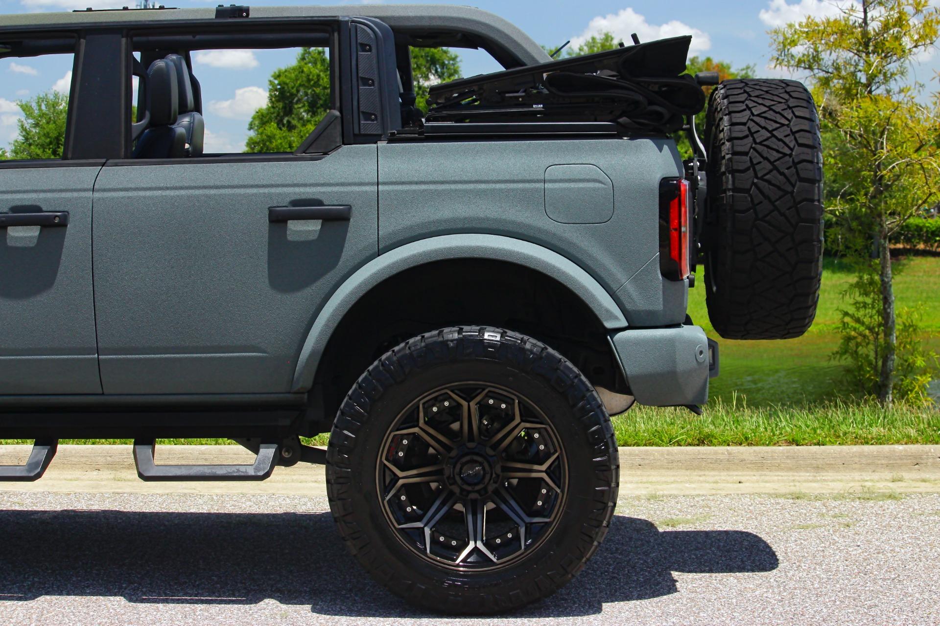 2022 Ford Bronco 25