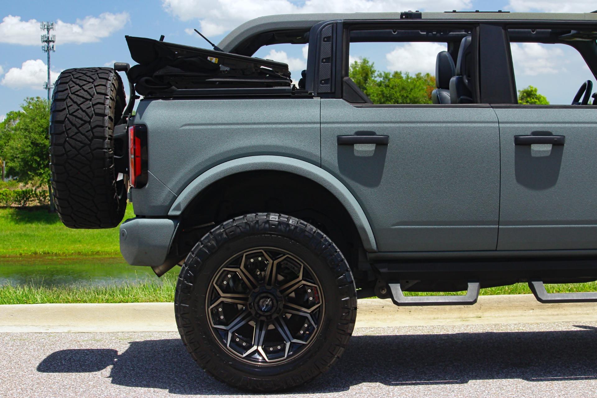 2022 Ford Bronco 40