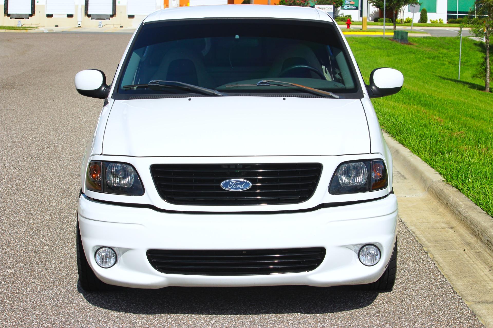 2003 Ford F150 36