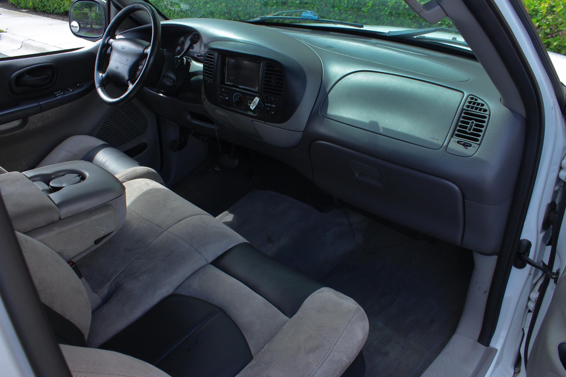 2003 Ford F150 62