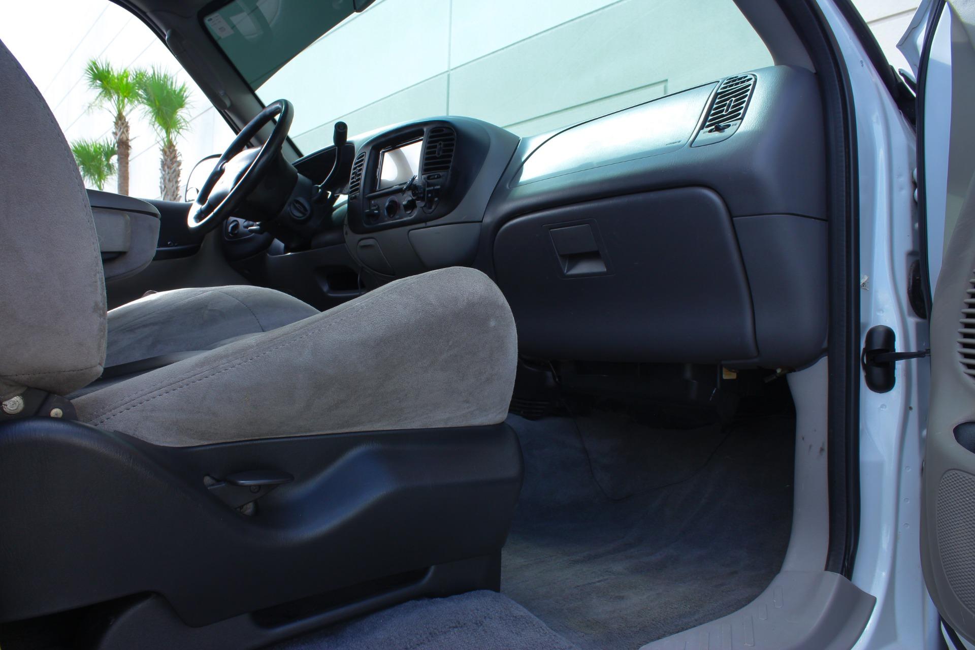 2003 Ford F150 63