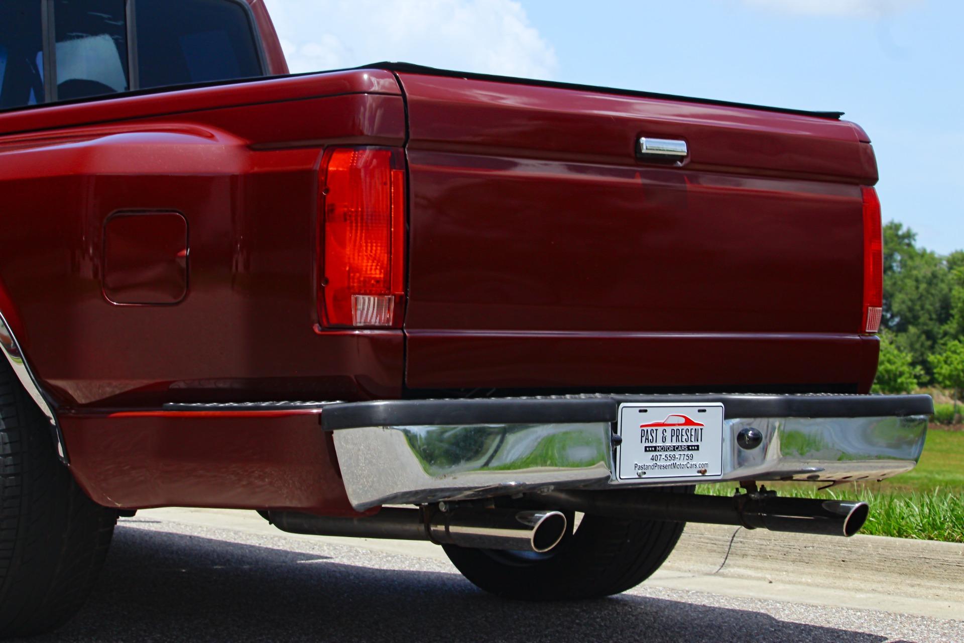 1993 Ford F150 23