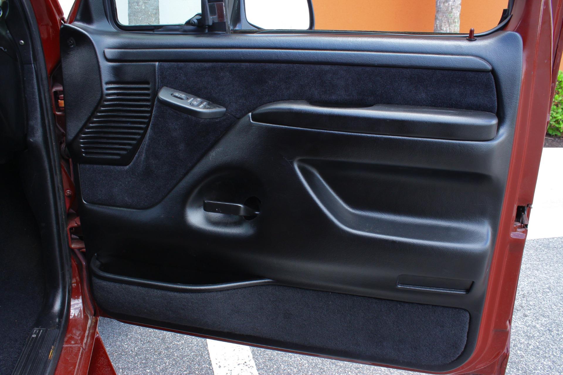 1993 Ford F150 61