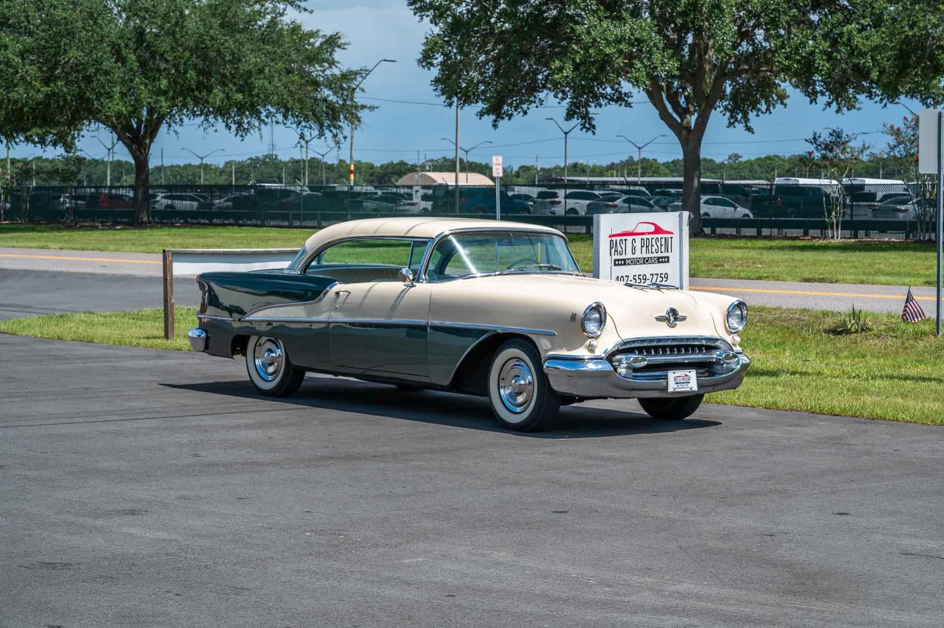 1955 Oldsmobile  Rocket 88 7