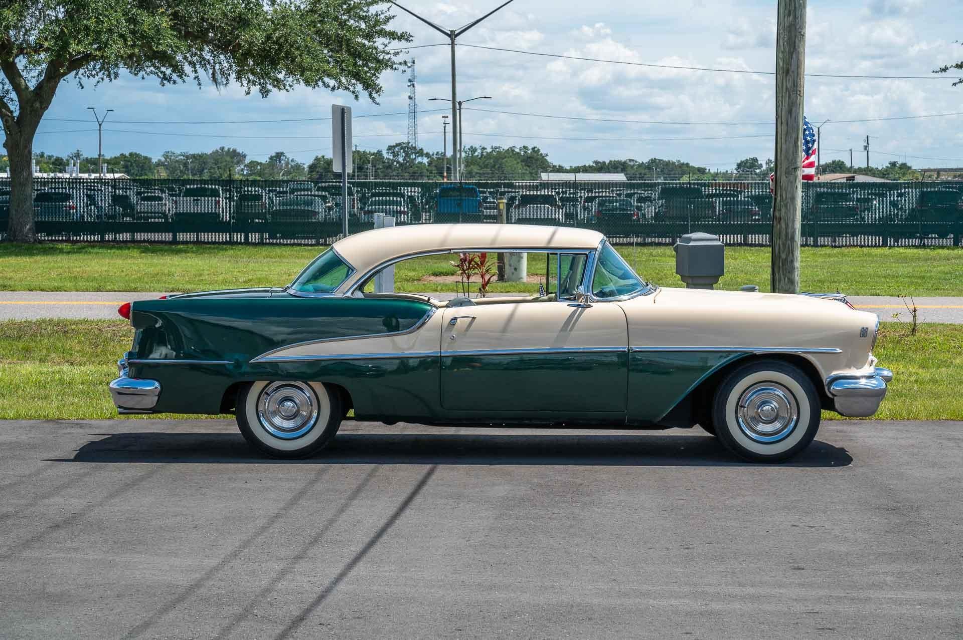 1955 Oldsmobile  Rocket 88 6