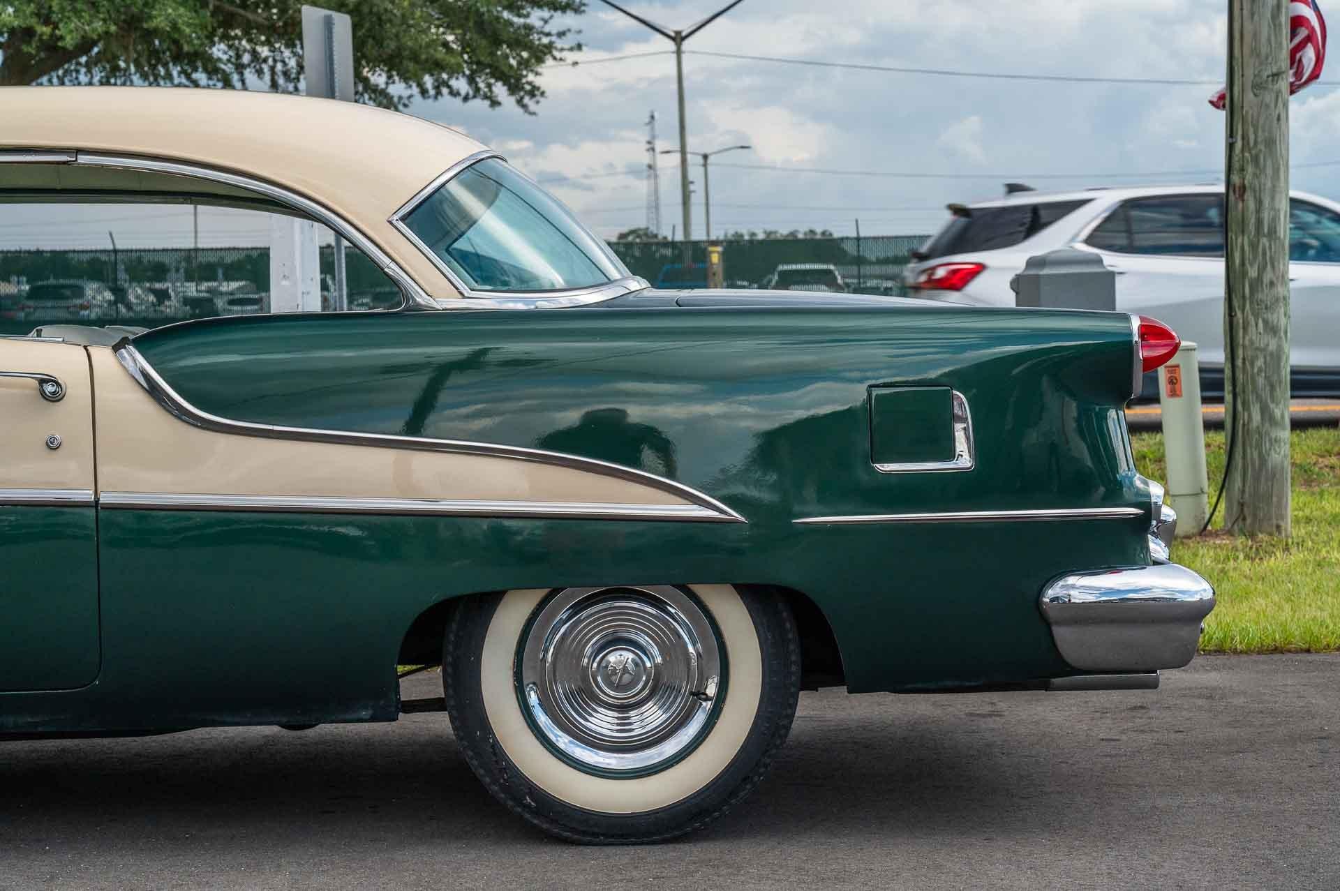 1955 Oldsmobile  Rocket 88 17