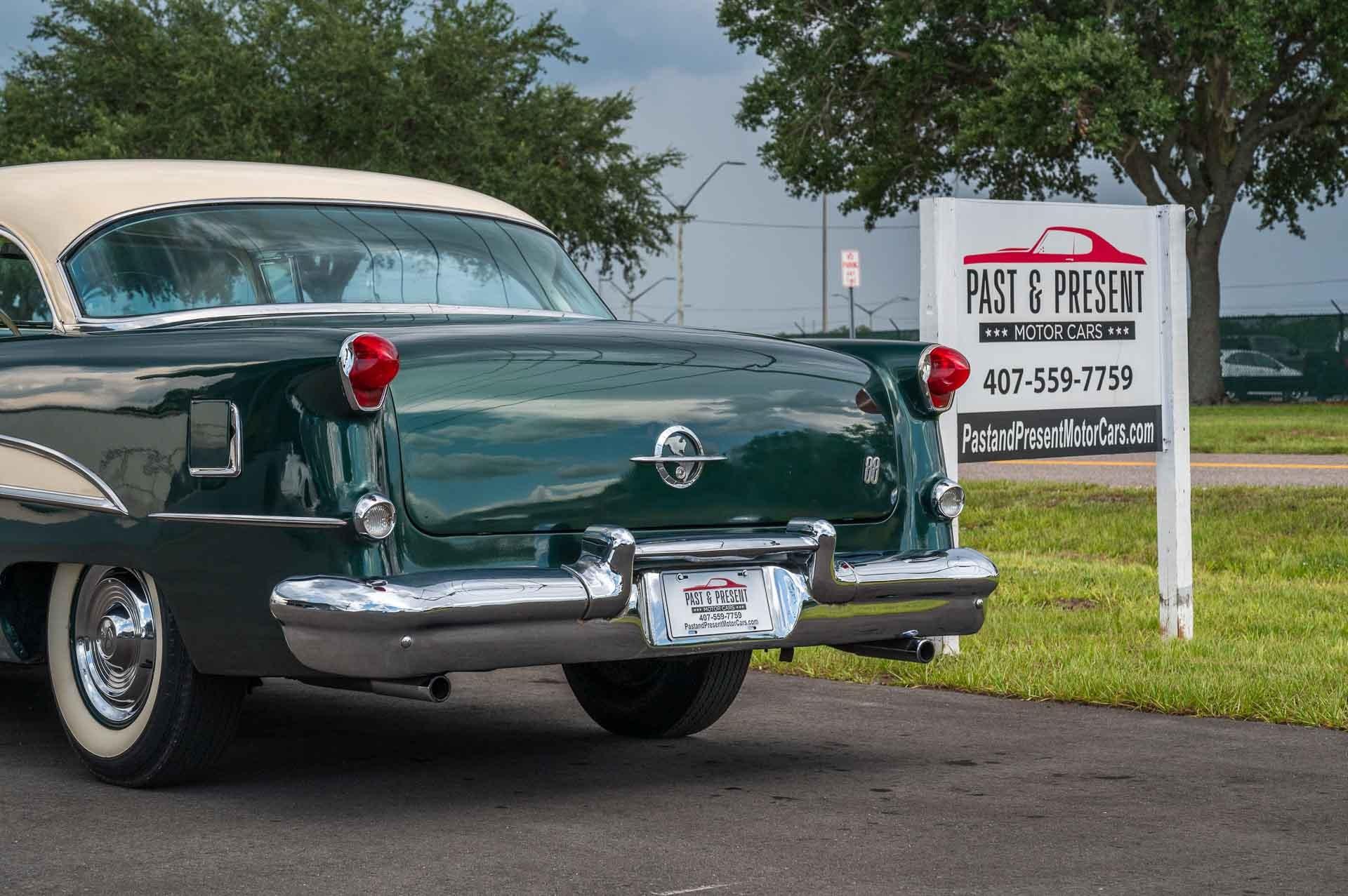 1955 Oldsmobile  Rocket 88 16