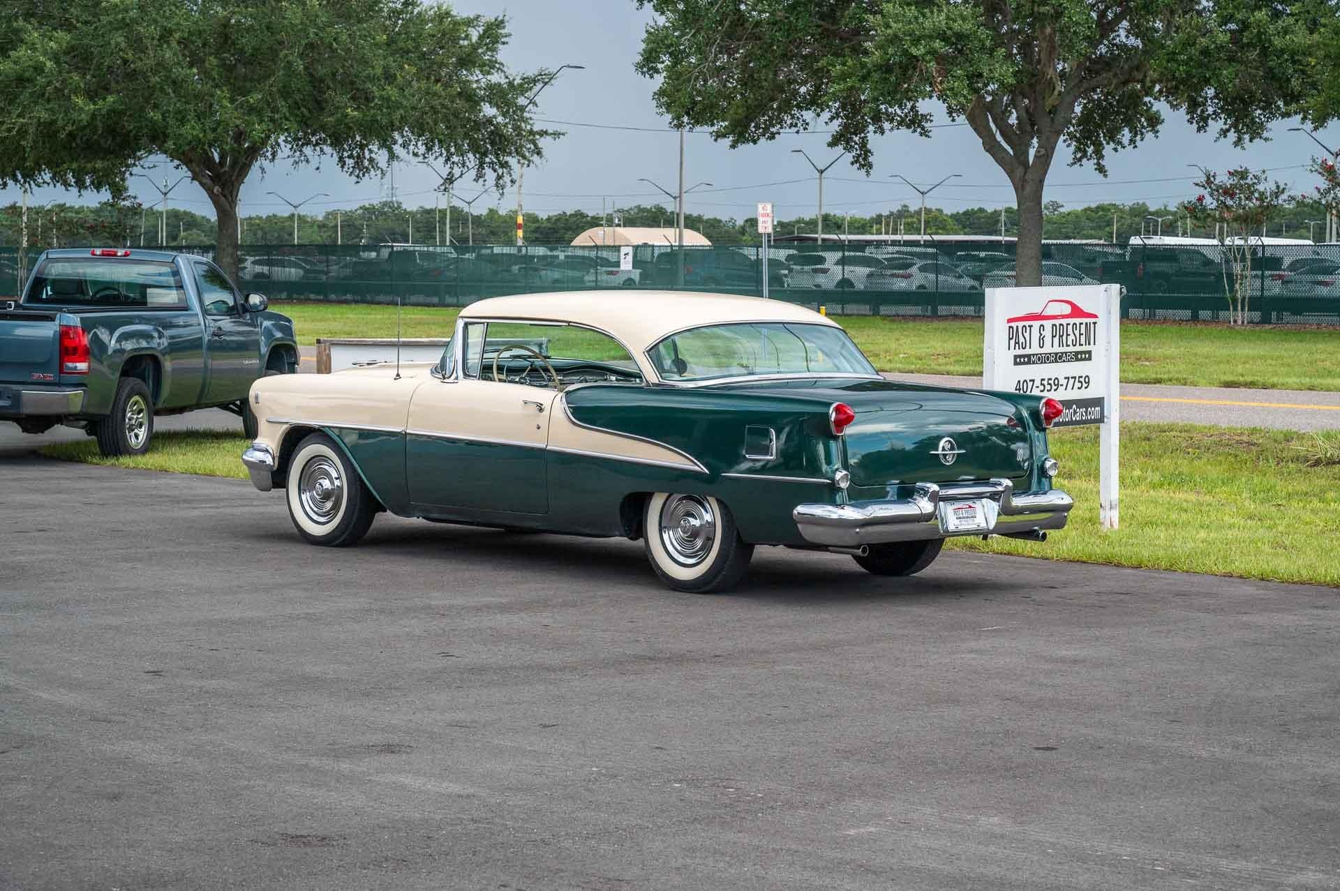 1955 Oldsmobile  Rocket 88 3