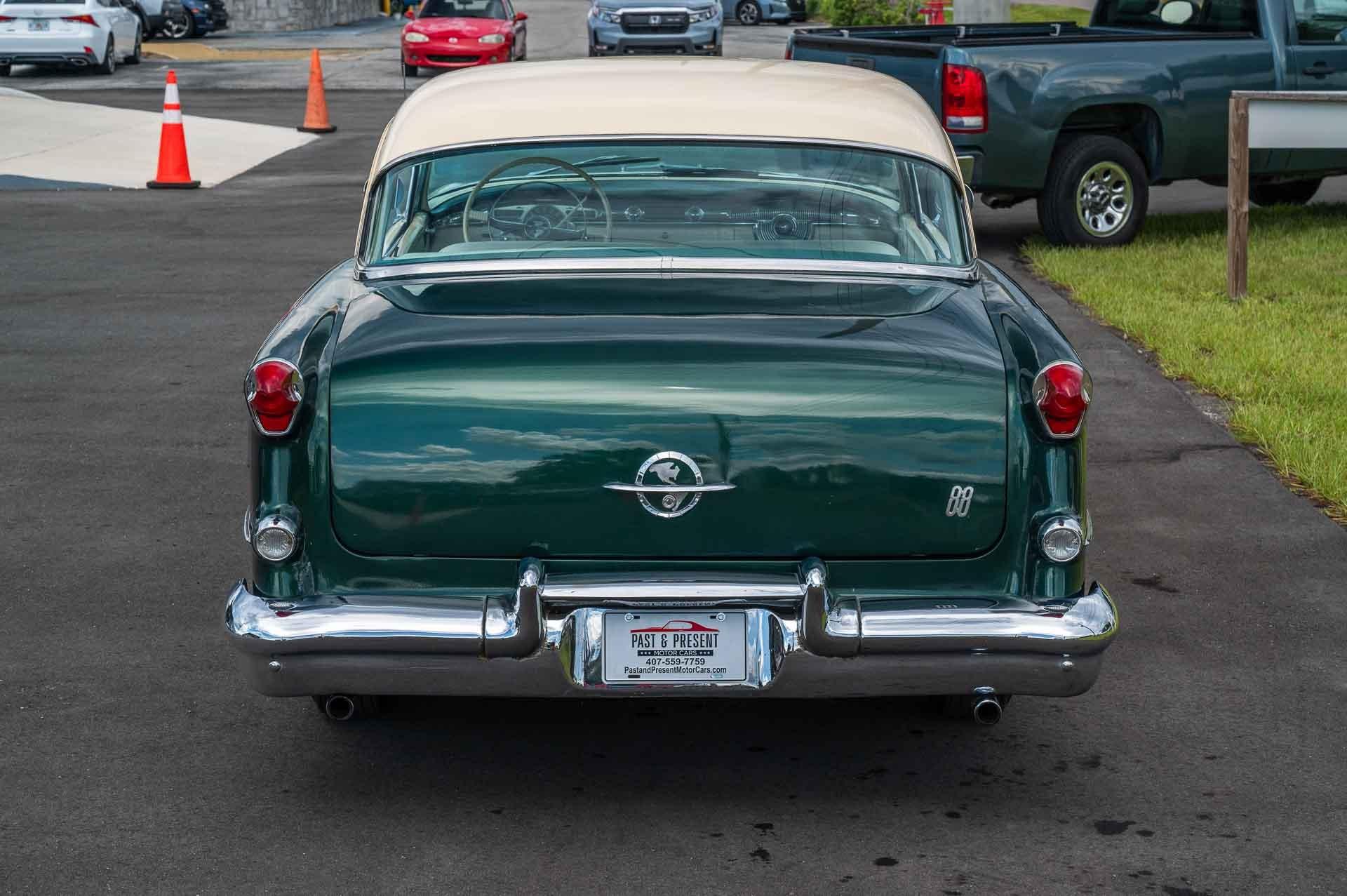1955 Oldsmobile  Rocket 88 4