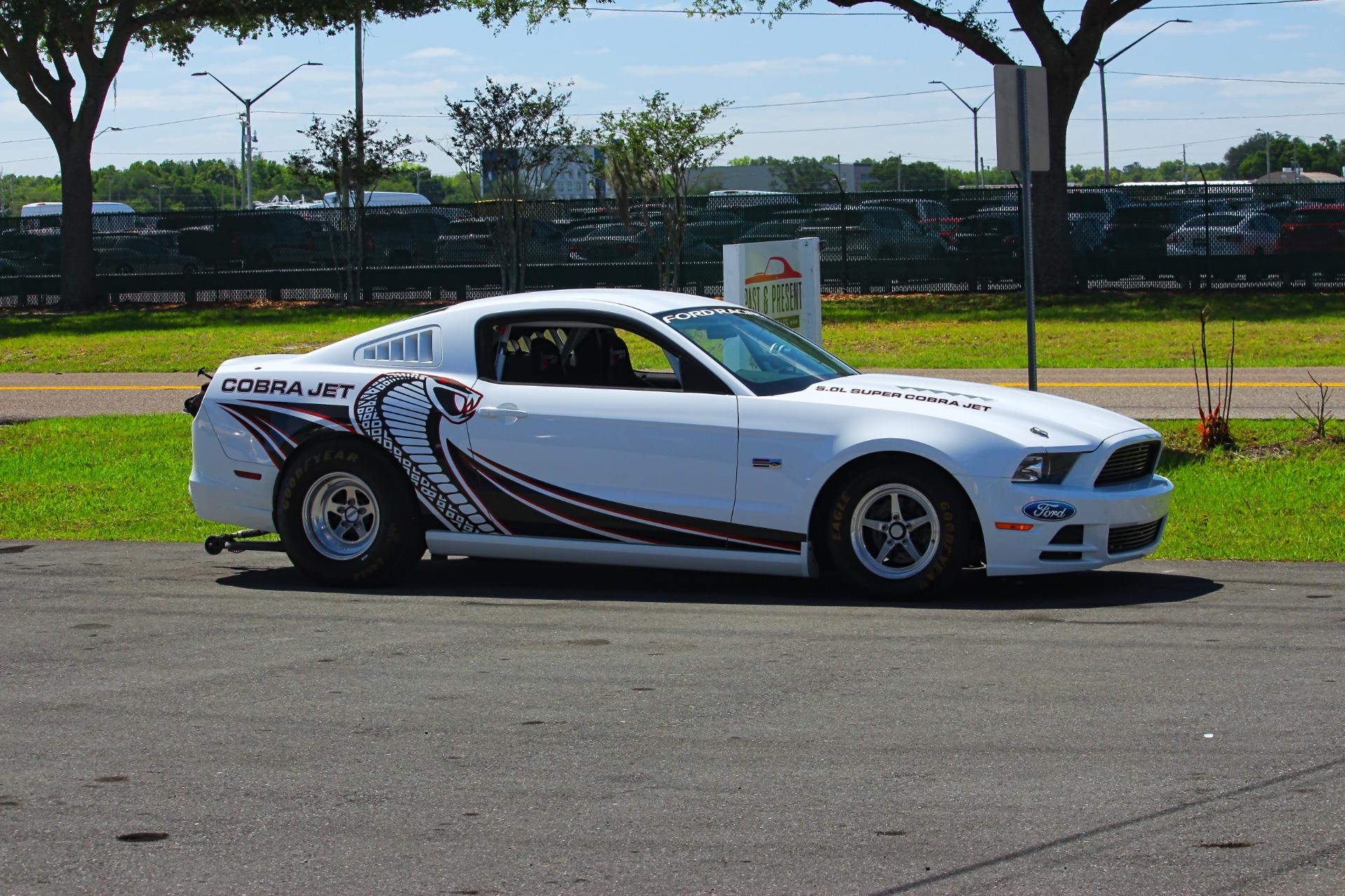 2014 Ford Mustang Cobra Jet 32