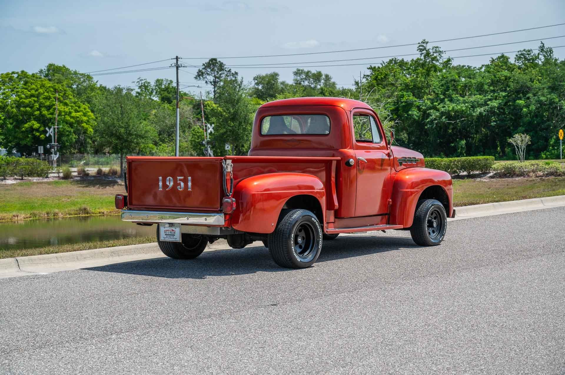 1951 Ford F1 5