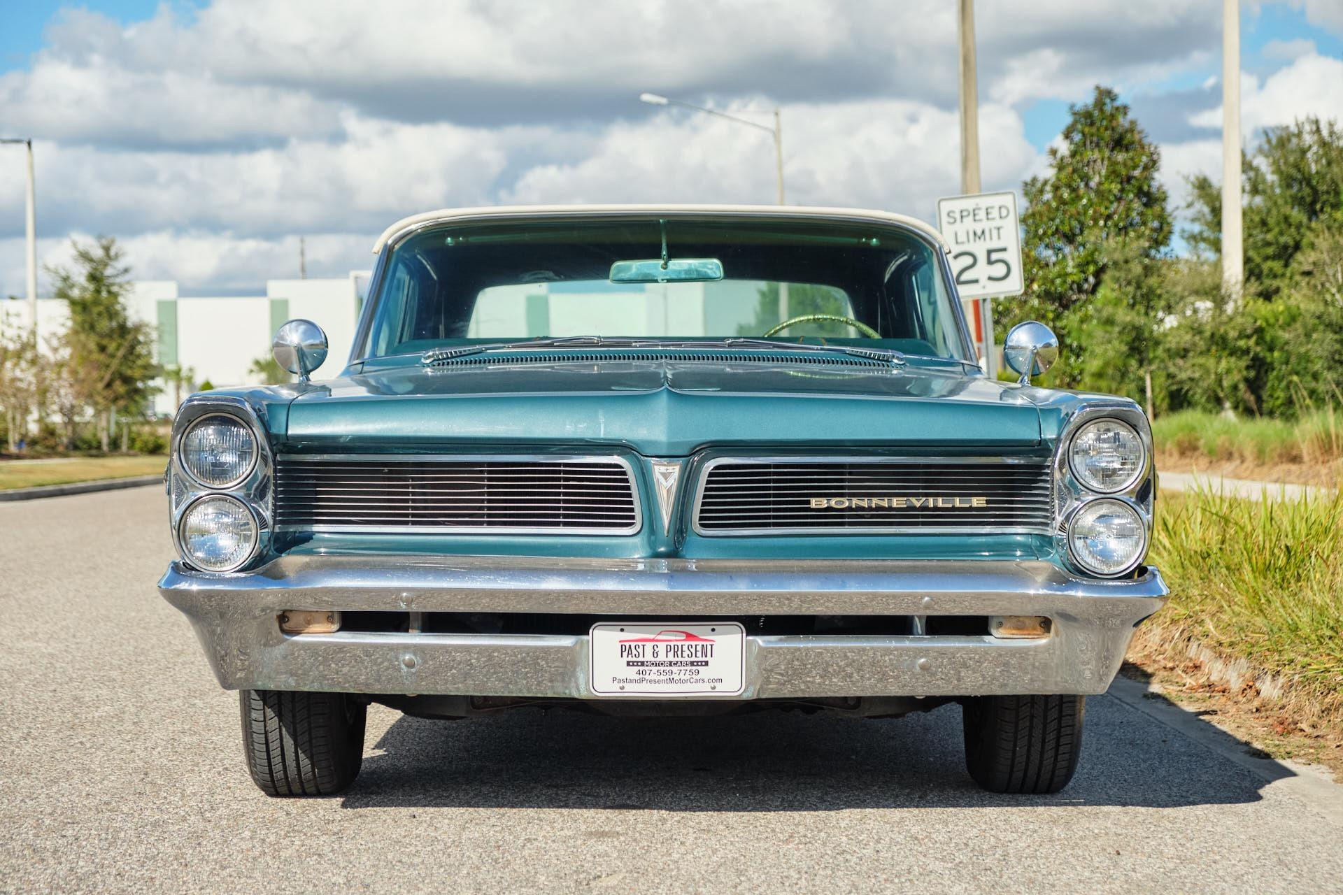 1963 Pontiac  Bonneville Convertible 96