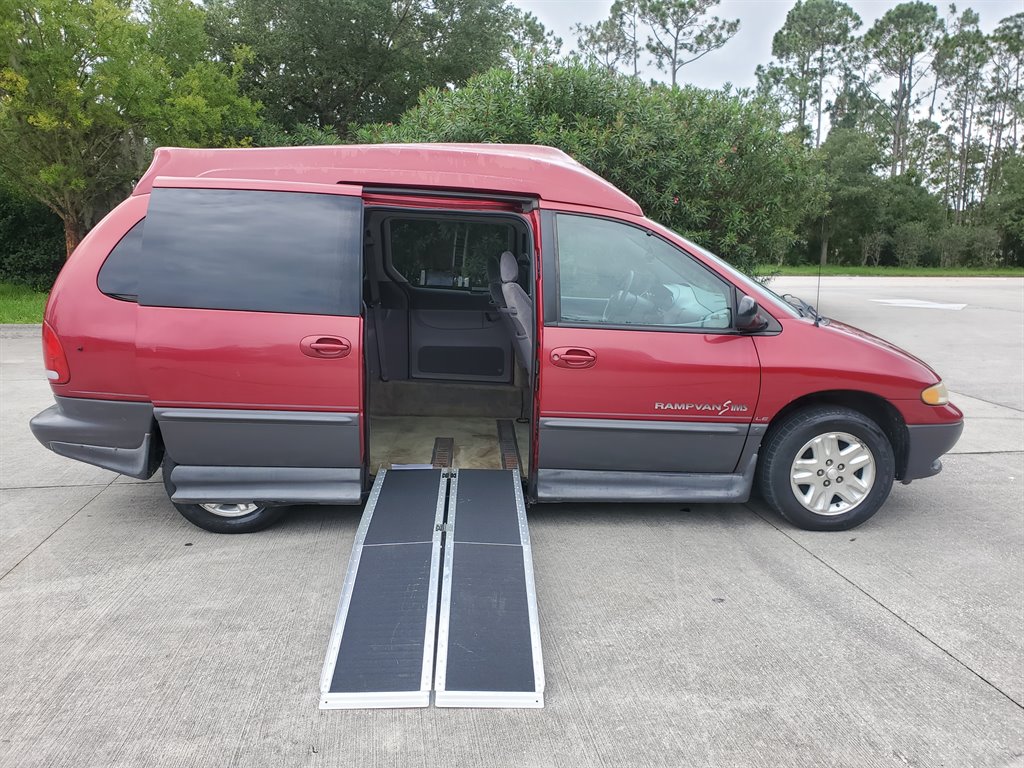 1997 Dodge Grand Caravan ES in Bunnell, FL Used Cars for Sale on
