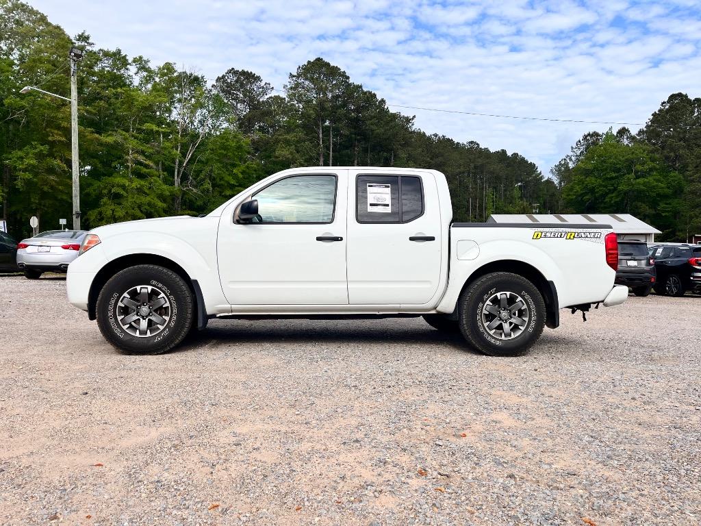 White 2018 Nissan Frontier Pickup Truck 4X2 Automatic