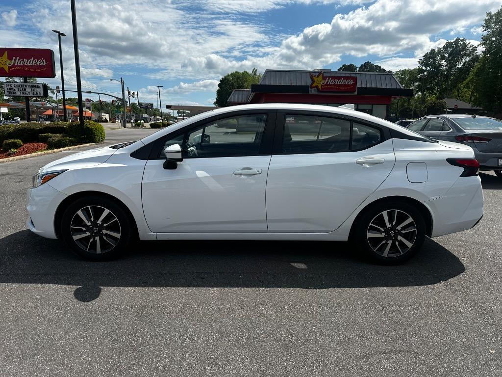 White 2021 Nissan Versa SV FWD Sedan Front-Wheel Drive Automatic