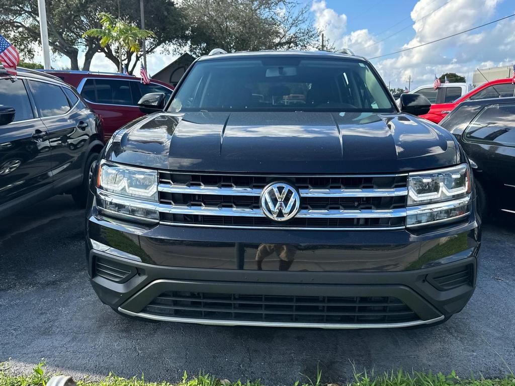 2018 Volkswagen Atlas S photo 1