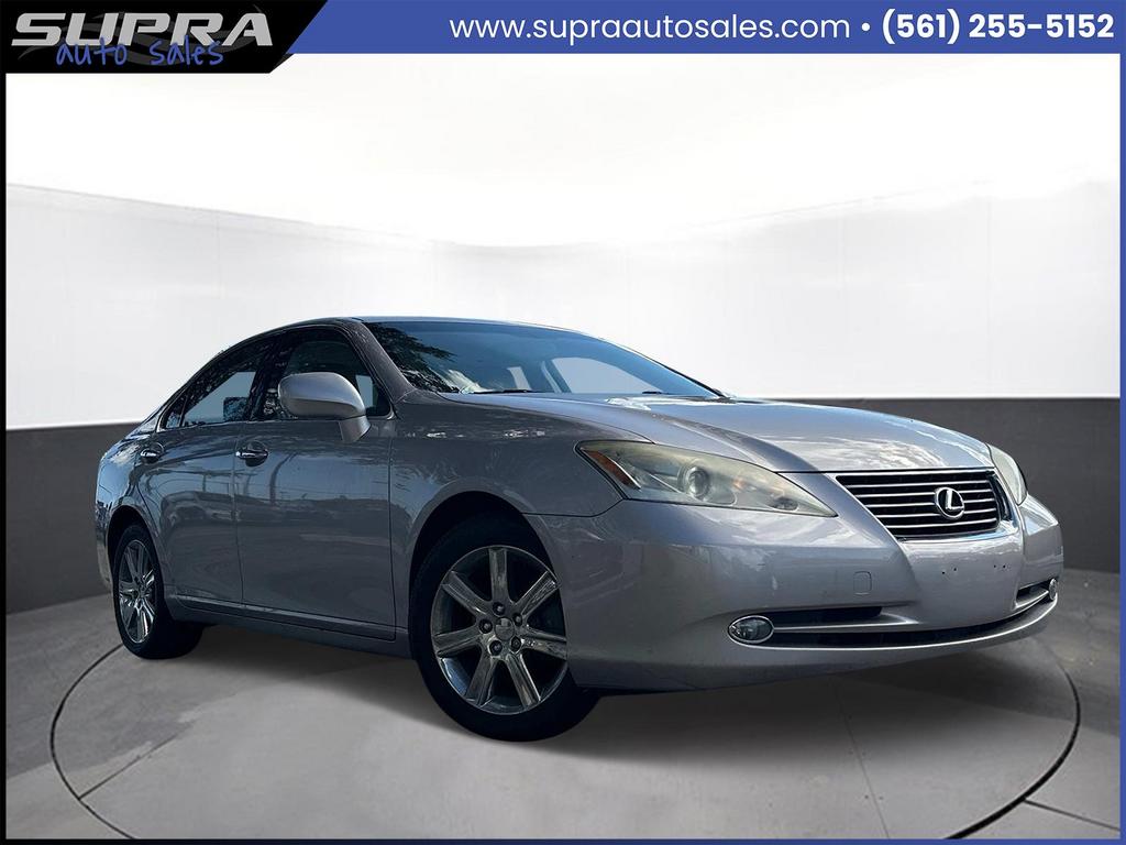 Lexus ES's photo