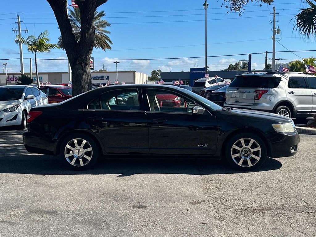 2008 Lincoln MKZ Base photo 4