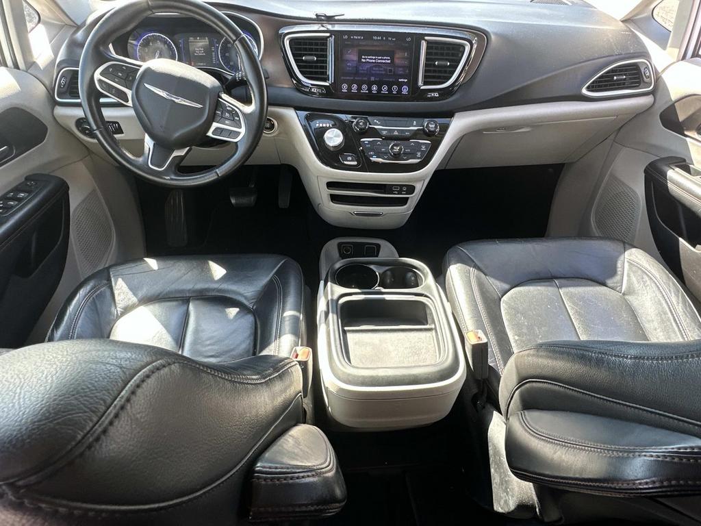2017 Chrysler Pacifica Touring-L - Photo 17