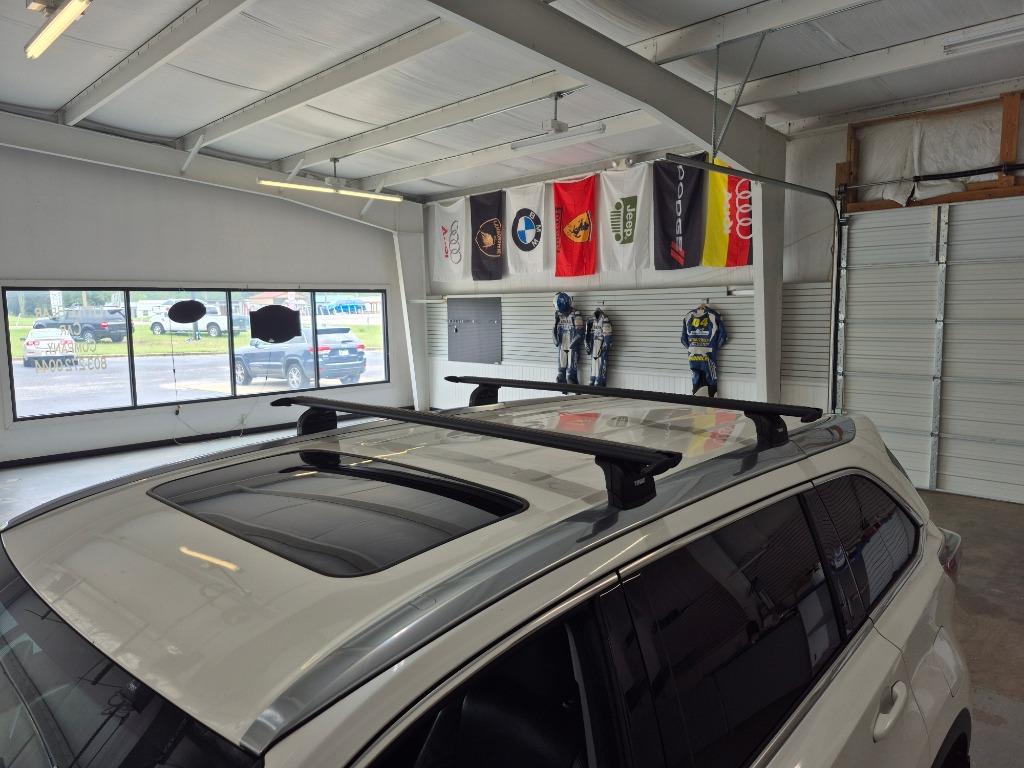 2016 Toyota Highlander Limited - 10