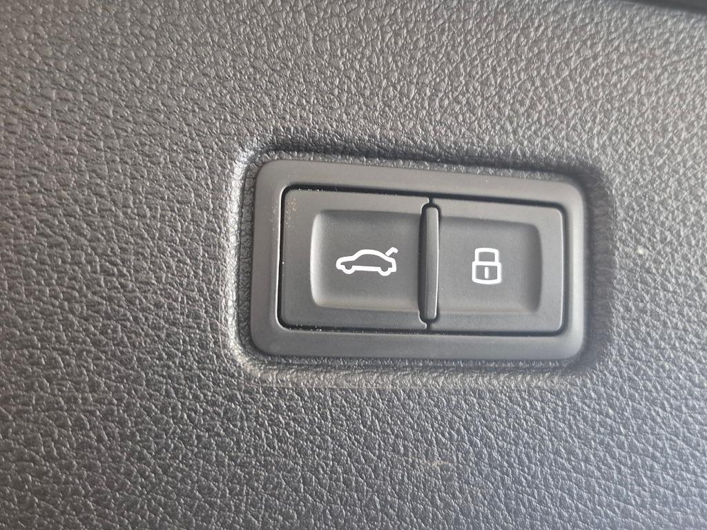 2019 Audi Q7 Quattro SE Premium Plus - 4