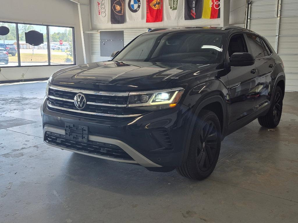 2022 Volkswagen Atlas Cross Sport SE - 6
