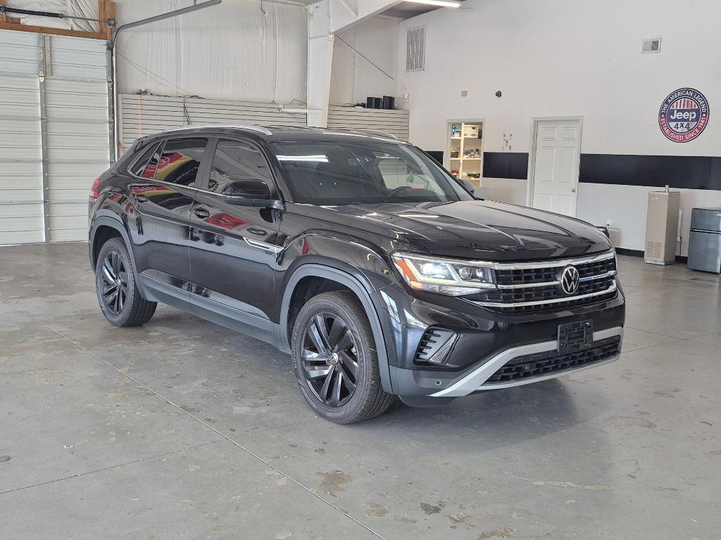 2022 Volkswagen Atlas Cross Sport SE - 0