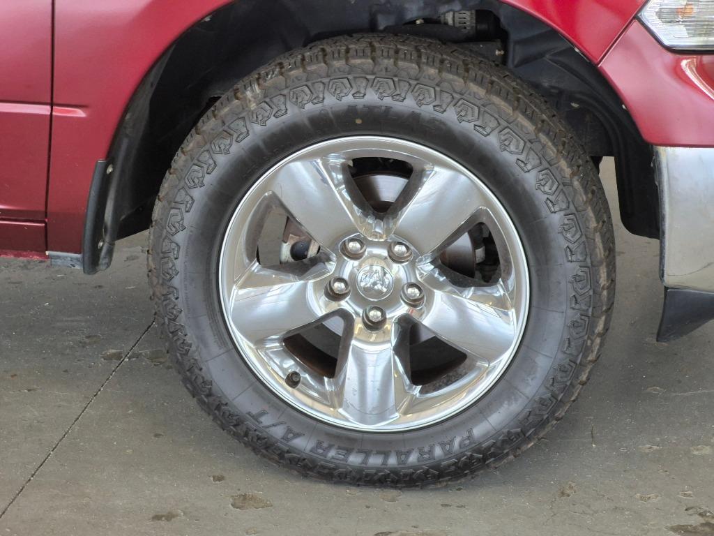 2017 Ram 1500 SLT - 8