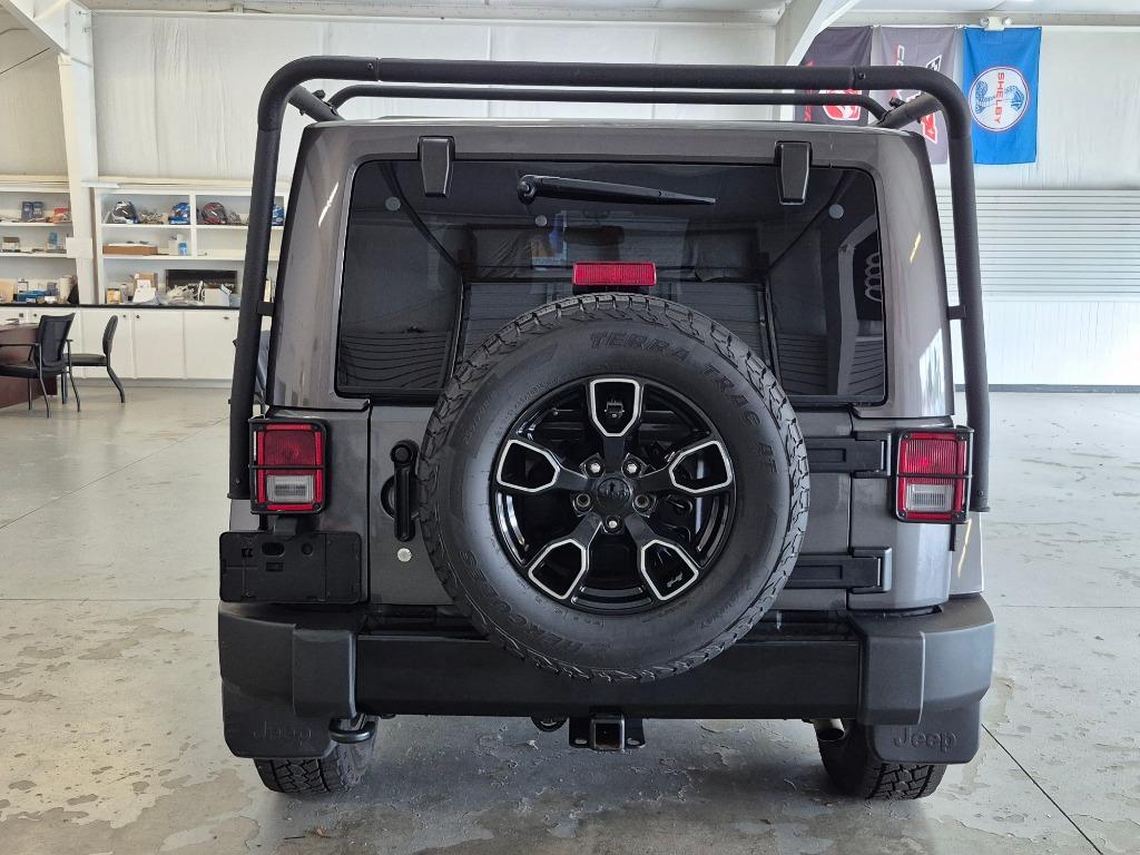 2017 Jeep Wrangler Sahara - 3