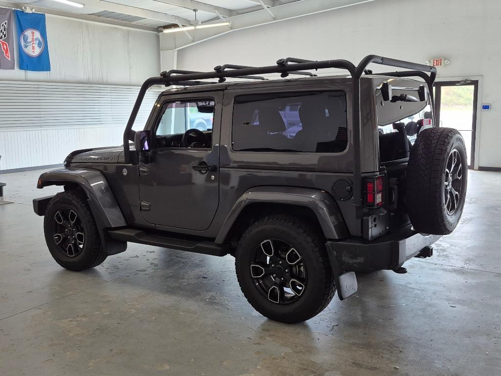 2017 Jeep Wrangler Sahara - 5