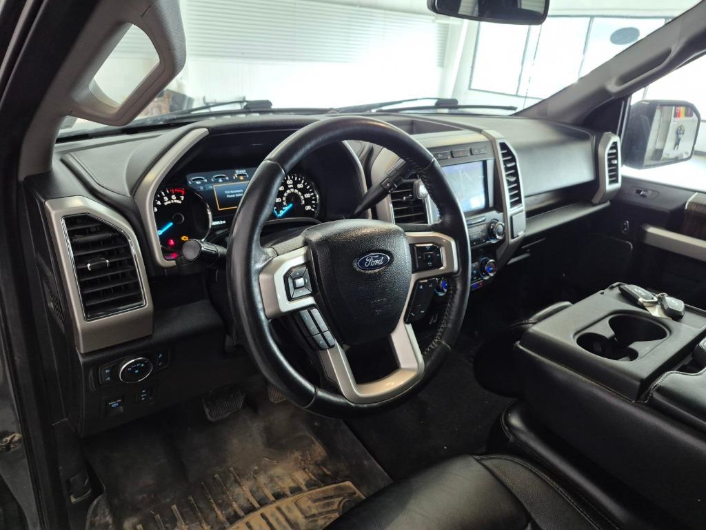 2020 Ford F150 Lariat - 10