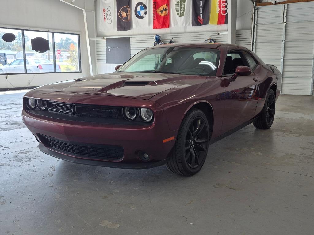 2018 Dodge Challenger SXT - 5