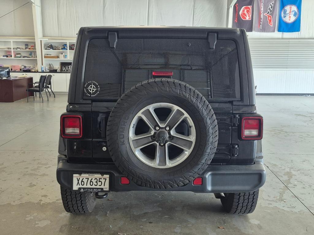 2020 Jeep Wrangler Unlimited Sahara - 3
