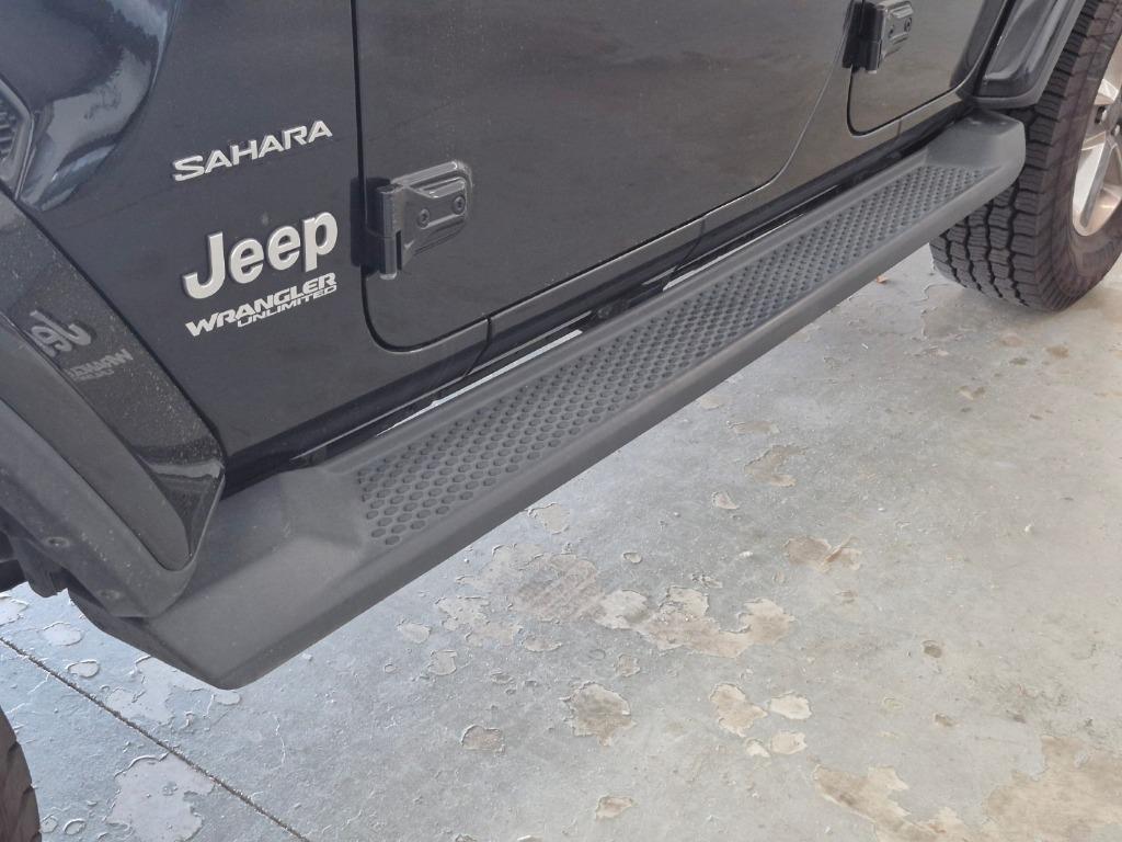 2020 Jeep Wrangler Unlimited Sahara - 9