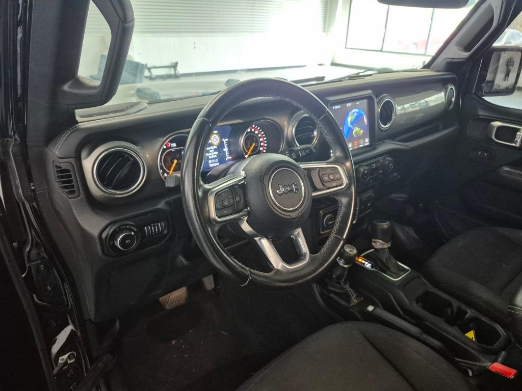 2020 Jeep Wrangler Unlimited Sahara - 10