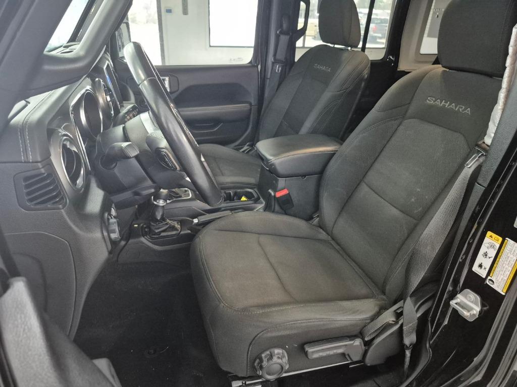 2020 Jeep Wrangler Unlimited Sahara - 11