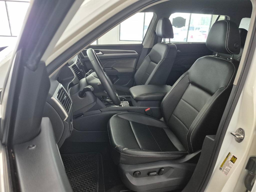 2023 Volkswagen Atlas SE - 11