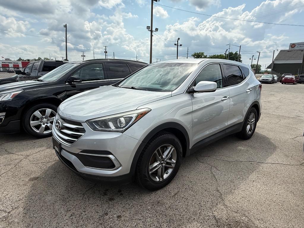 2018 Hyundai Santa Fe Sport Base photo 2