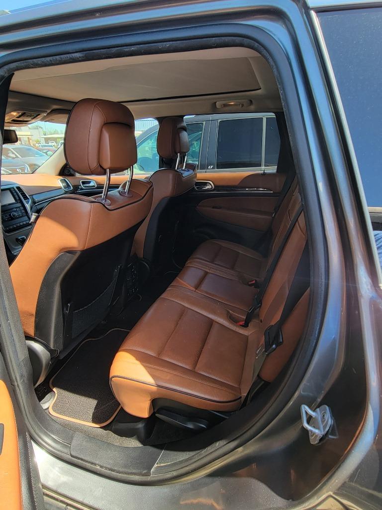 2011 Jeep Grand Cherokee Overland photo